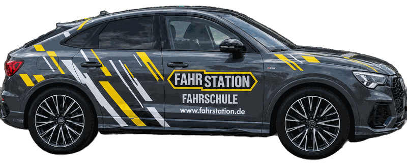 Audi Q3 Fahrschulwagen der Fahrstation